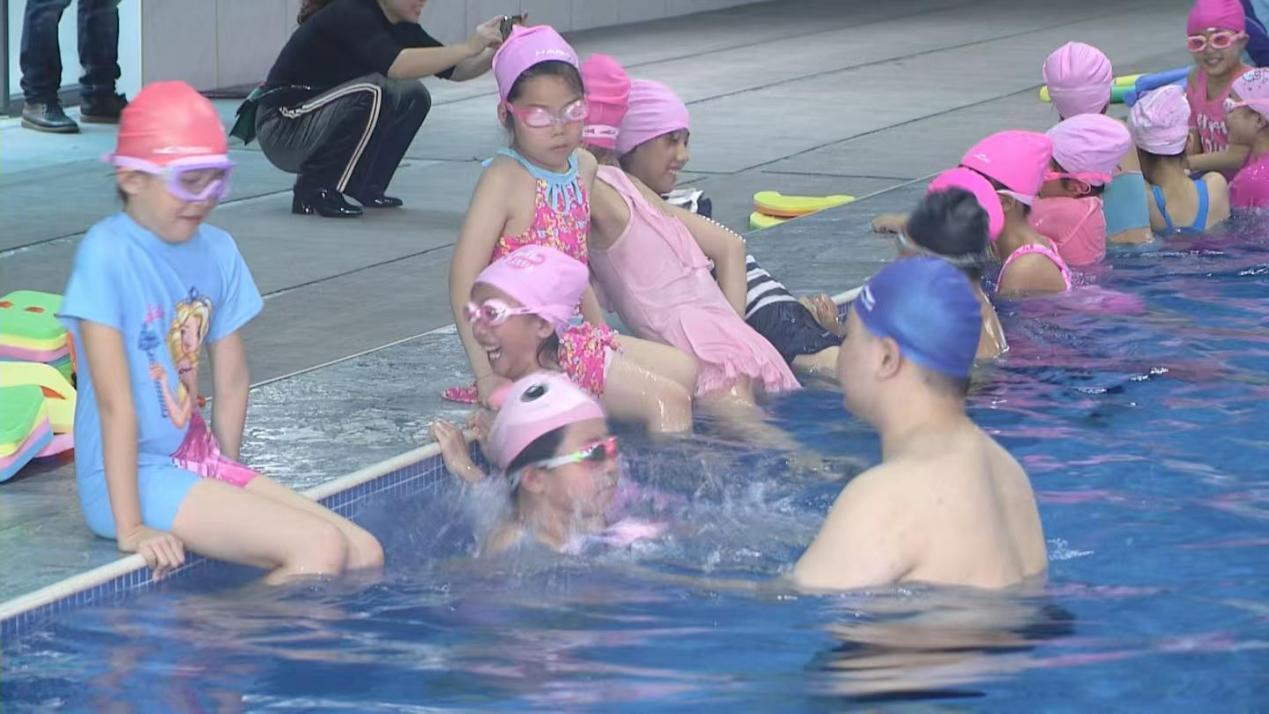 从全国众多, 斩获冠军并