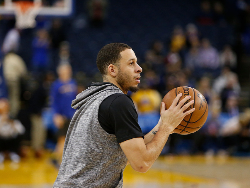 作为替补 作为替补