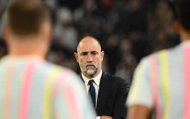 考察, 尤文图斯显 考察, 尤文图斯显